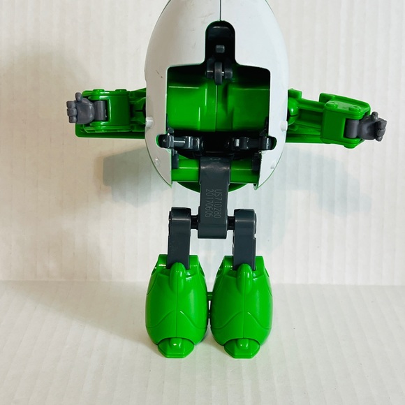 Super Wings Transforming Mira Plane Figure - Picture 4 of 5